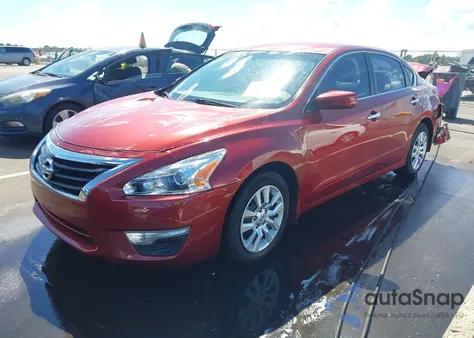 2015 Nissan Altima 2.5 S z USA, uszkodzony, nr VIN 1N4AL3APXFC281472